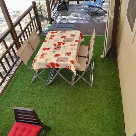 Mobil Home Dans Camping 3 Etoiles Mas De Lastourg Avec Piscine,Snack, 빌프랑슈 드 콩플랑 외부 사진