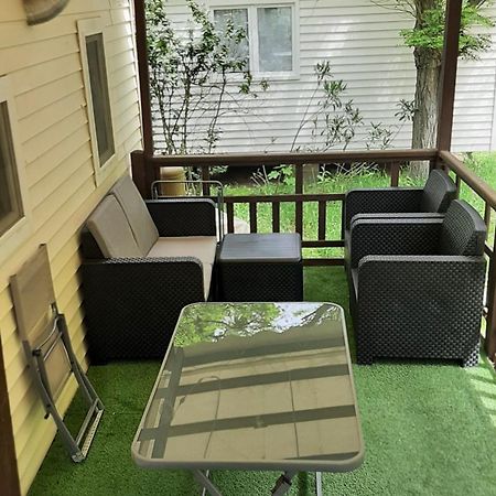 Mobil Home Dans Camping 3 Etoiles Mas De Lastourg Avec Piscine,Snack, 빌프랑슈 드 콩플랑 외부 사진